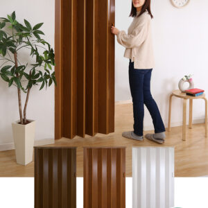 高級感溢れる工事不要な木目調パネルドア　-SOLIS（ソリス）-